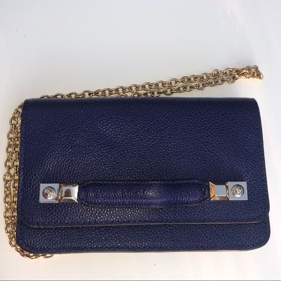 Henri Bendel Carlyle  with gold crossbody chain - Picture 2 of 5